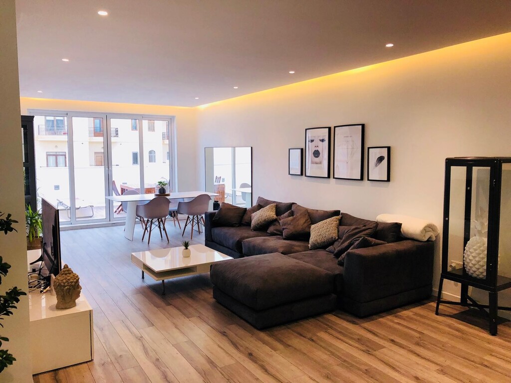 Sliema-prime-location-christies-malta
